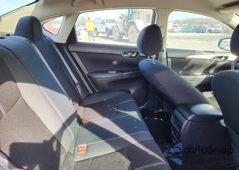 2017 Nissan Sentra S z USA, uszkodzony, nr VIN 3N1AB7AP0HY390895